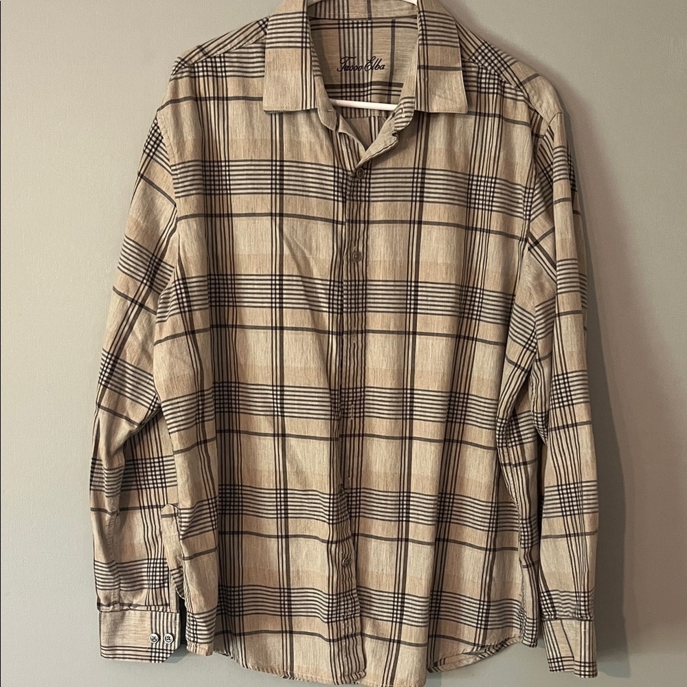 Handsome plaid button down shirt new